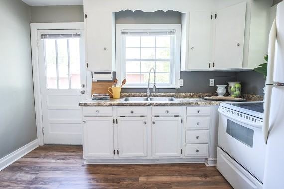 600 Hillcrest Dr #1 - Photo 5 of 11