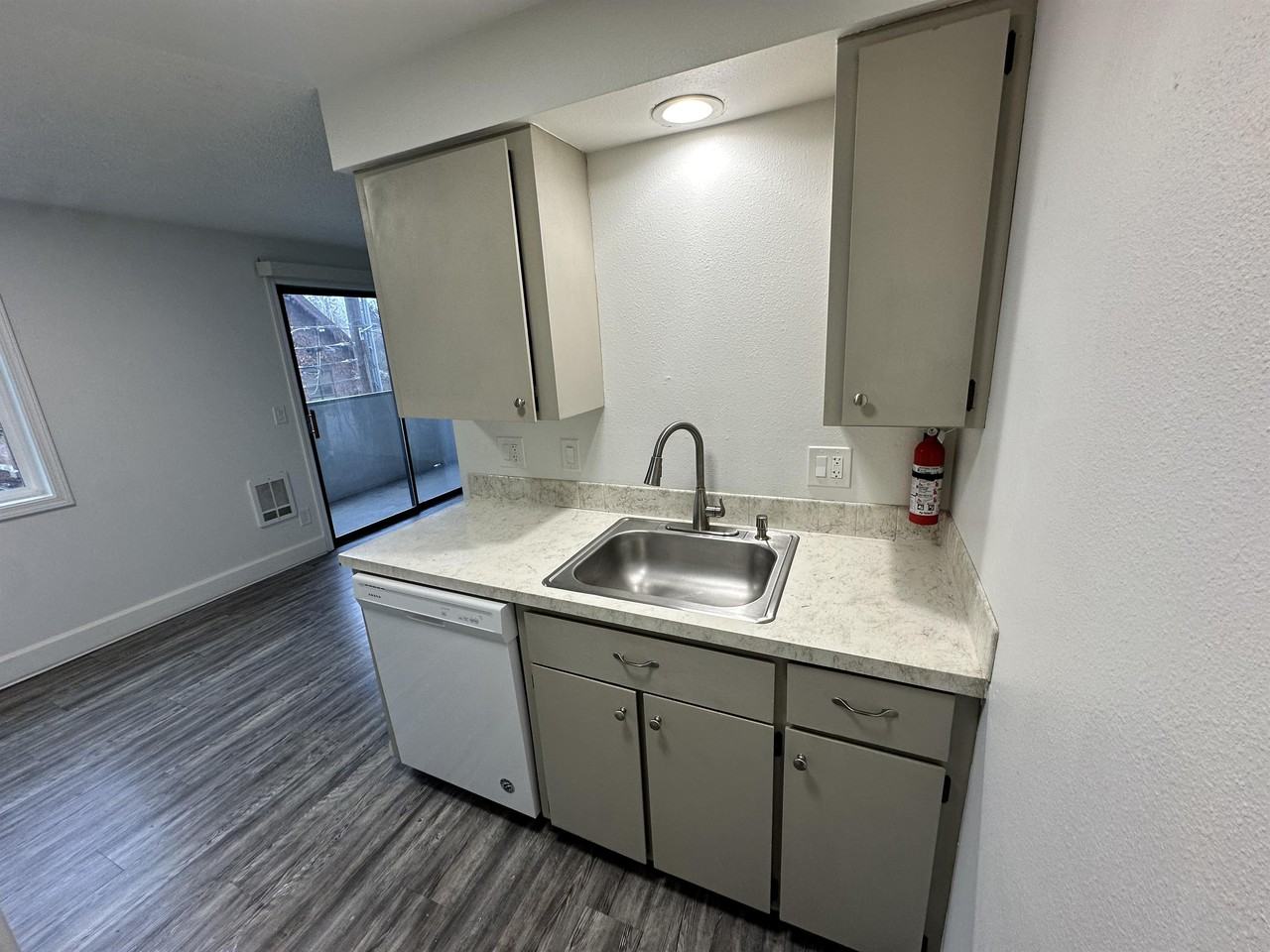 230 East 7th AvenueApt 10 #10 - Photo 3 of 7