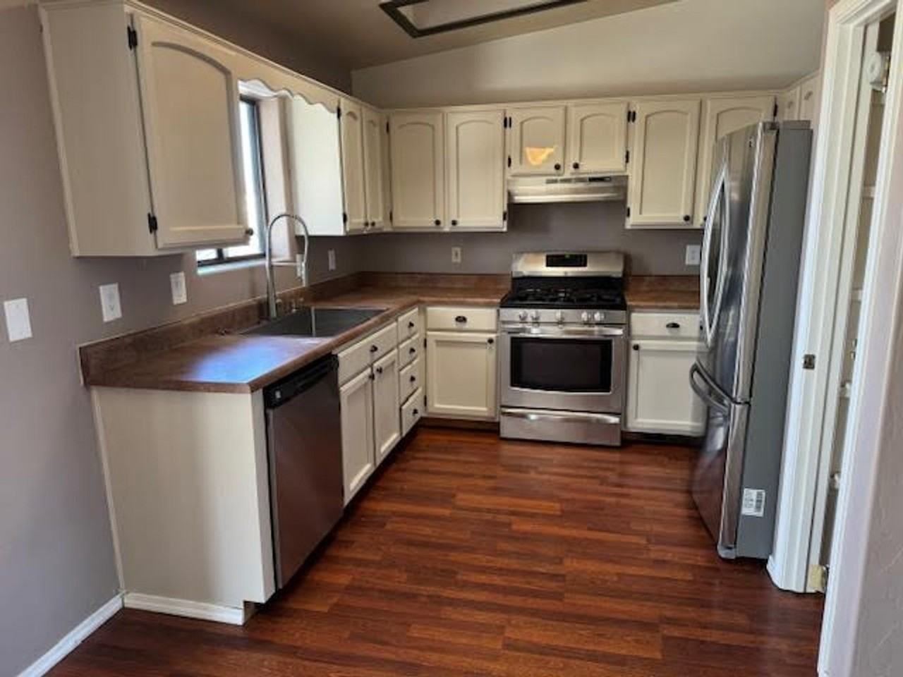 4586 N Miner Rd - Photo 5 of 12