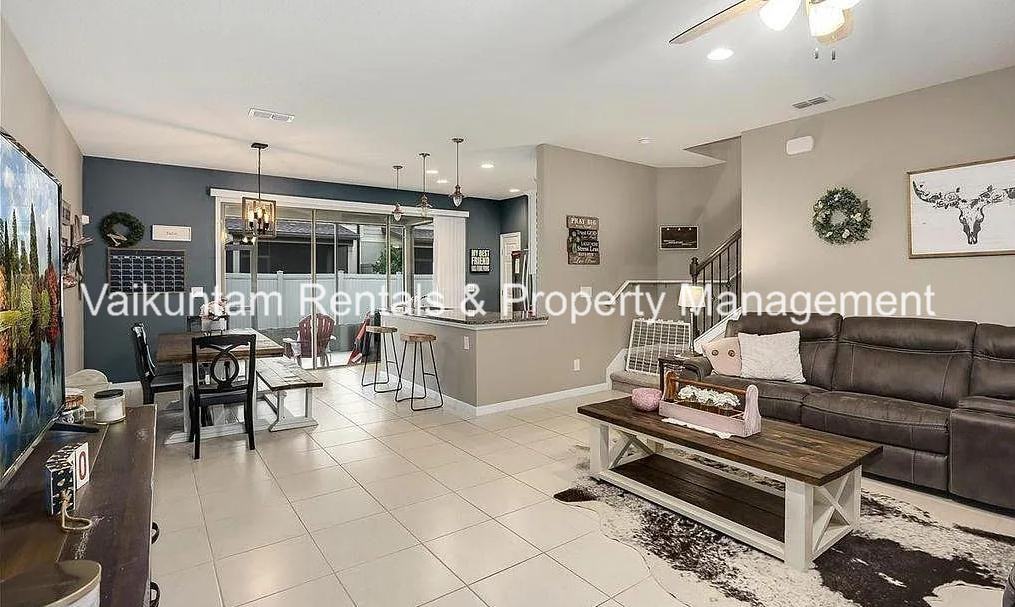 7038 Buroak Ct #1 - Photo 4 of 47