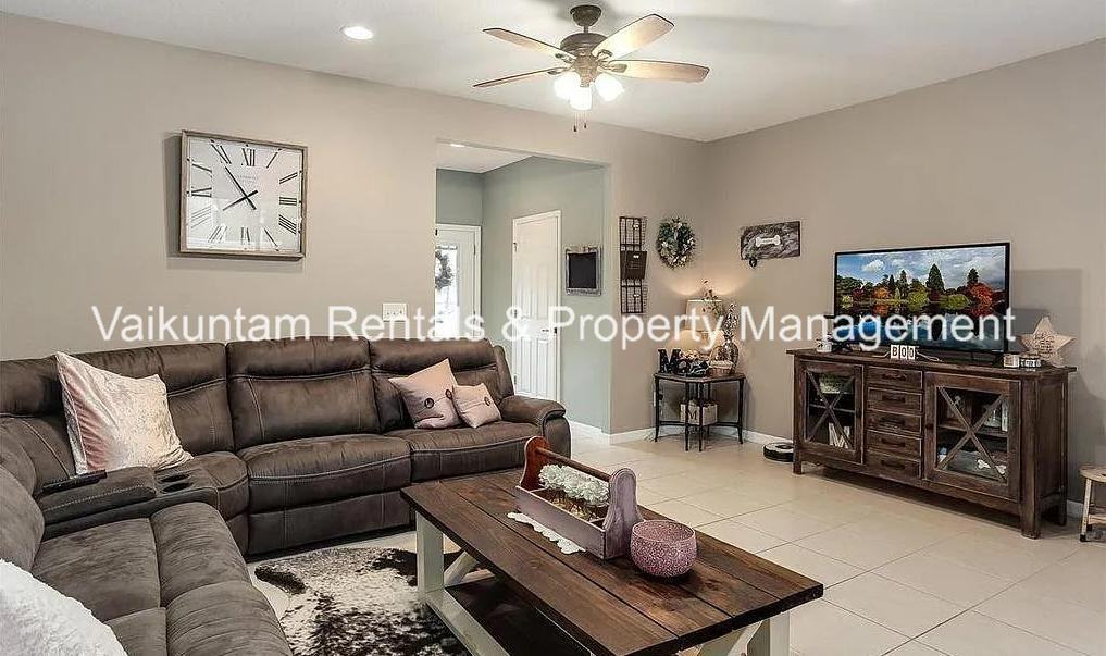 7038 Buroak Ct #1 - Photo 6 of 47