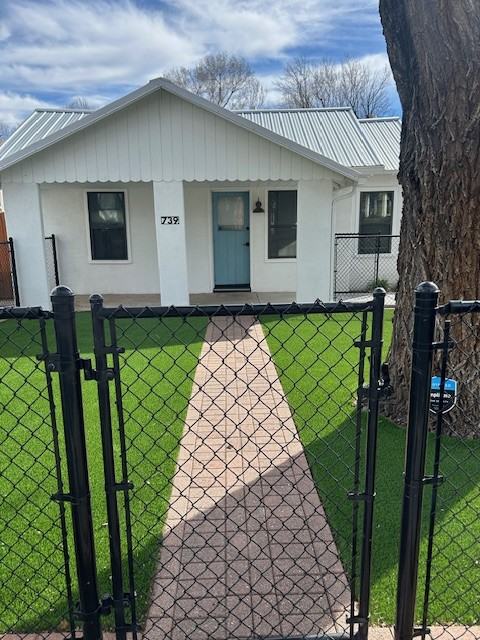 739 Ruth St #1 - Photo 2 of 23