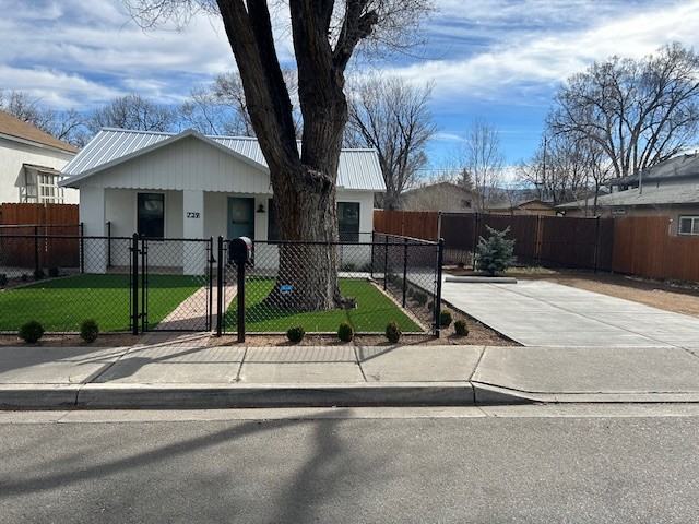 739 Ruth St #1 - Photo 3 of 23