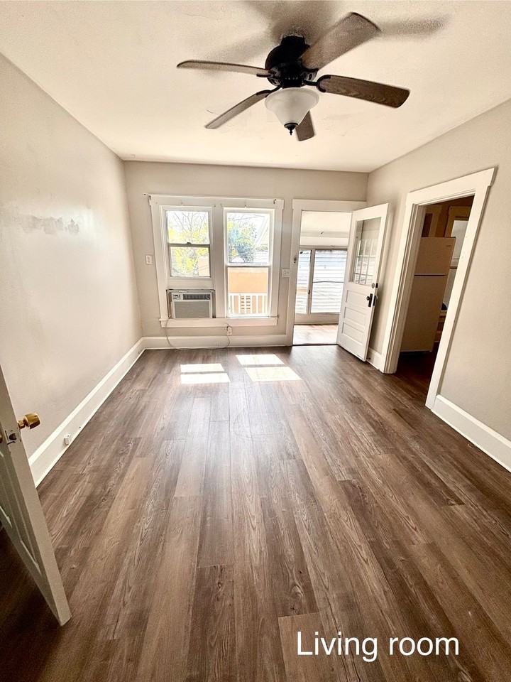 812 14th Street North - S #S - Photo 5 of 19