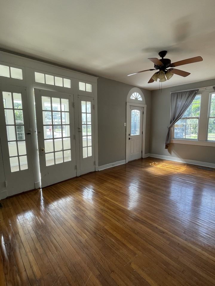 1935 Milan St #1935 - Photo 3 of 18