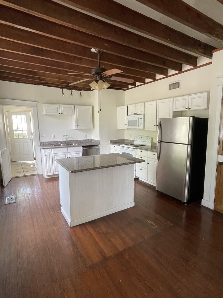 1935 Milan St #1935 - Photo 7 of 18