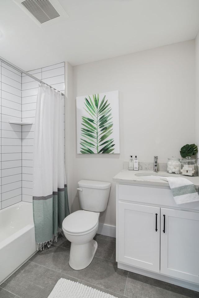 East Main Manayunk Apartments - Photo 2 of 25