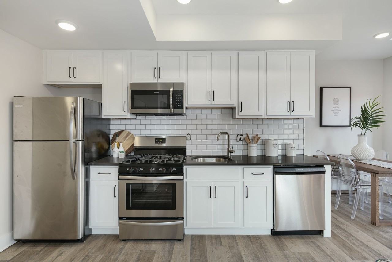 East Main Manayunk Apartments - Photo 7 of 25