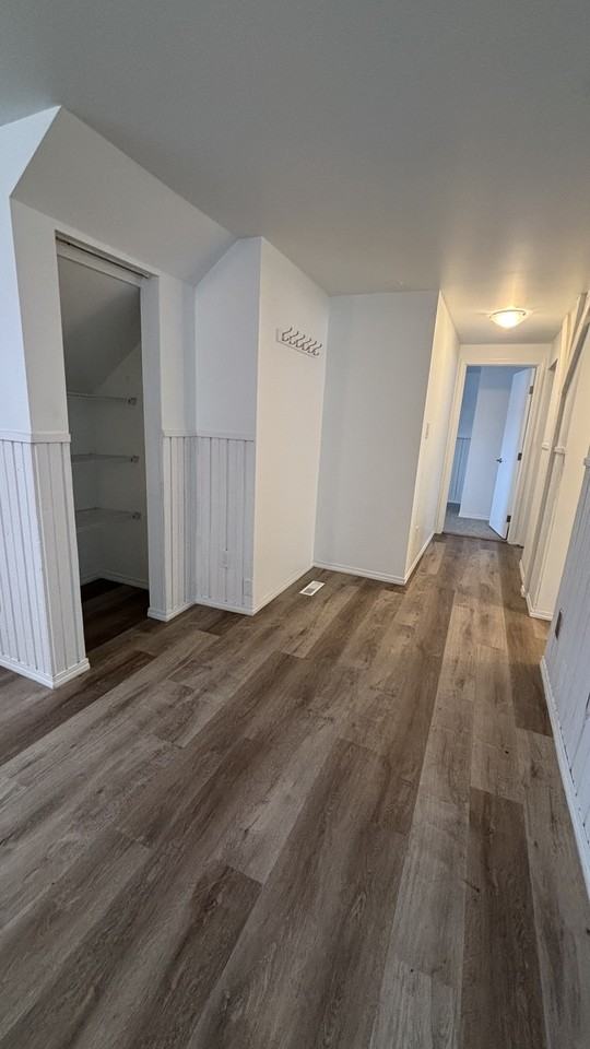 4225 117 Ave Nw Bsmt #4225BS - Photo 3 of 15