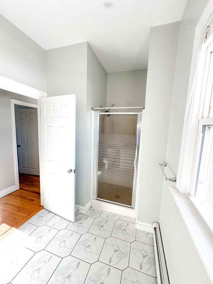 1559 Smith St #2 - Photo 5 of 10