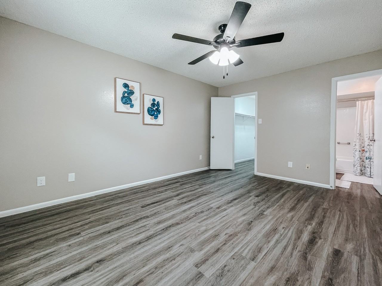 903 Linwood DrApt 511 #511 - Photo 7 of 8