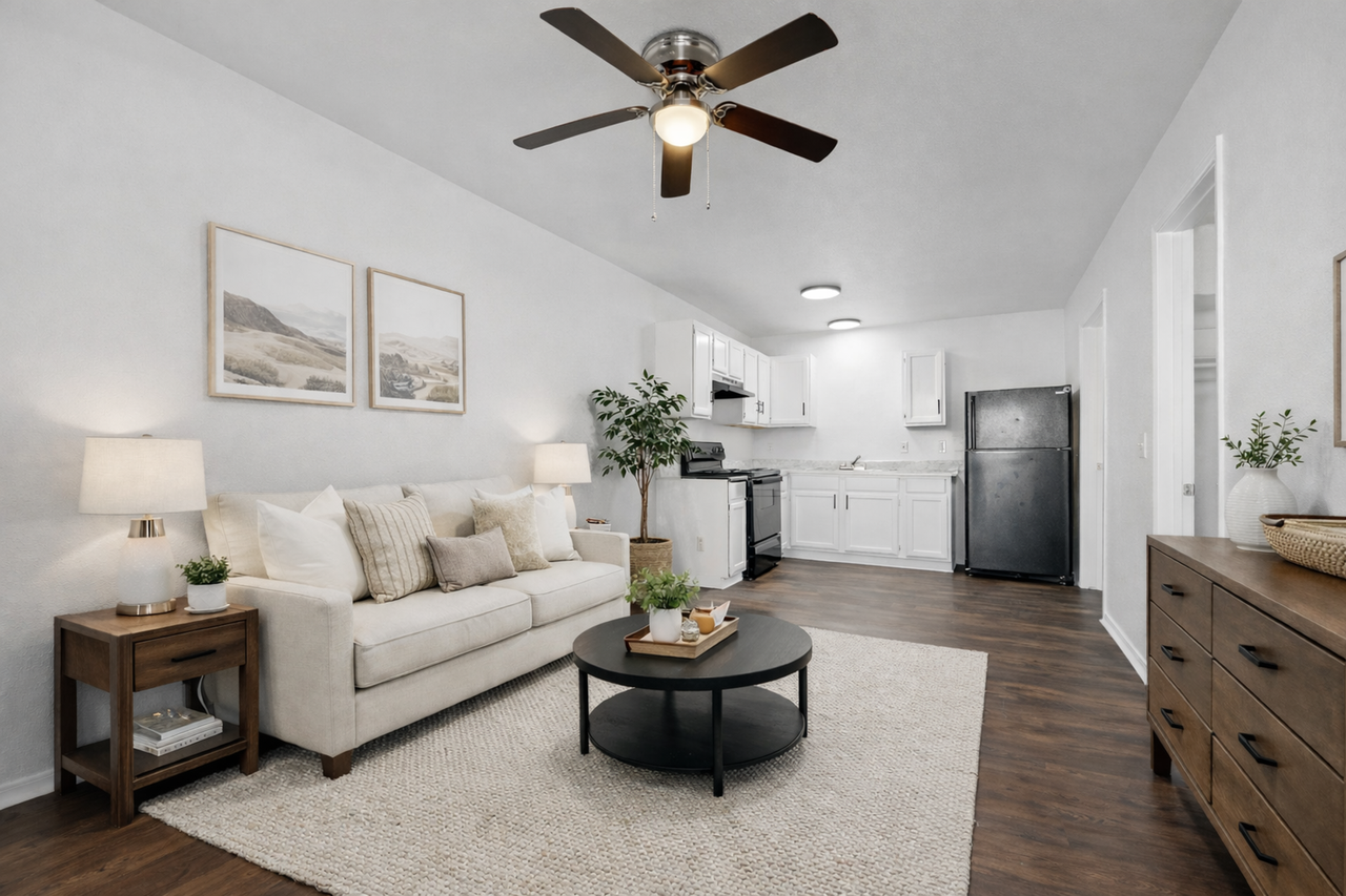 Emma Park Apartments - Photo 6 of 12