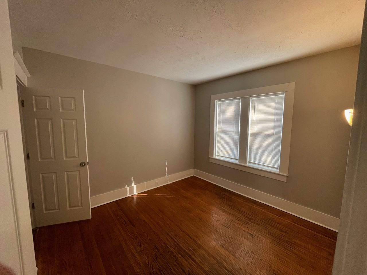 261 Henrietta St #3 - Photo 6 of 9