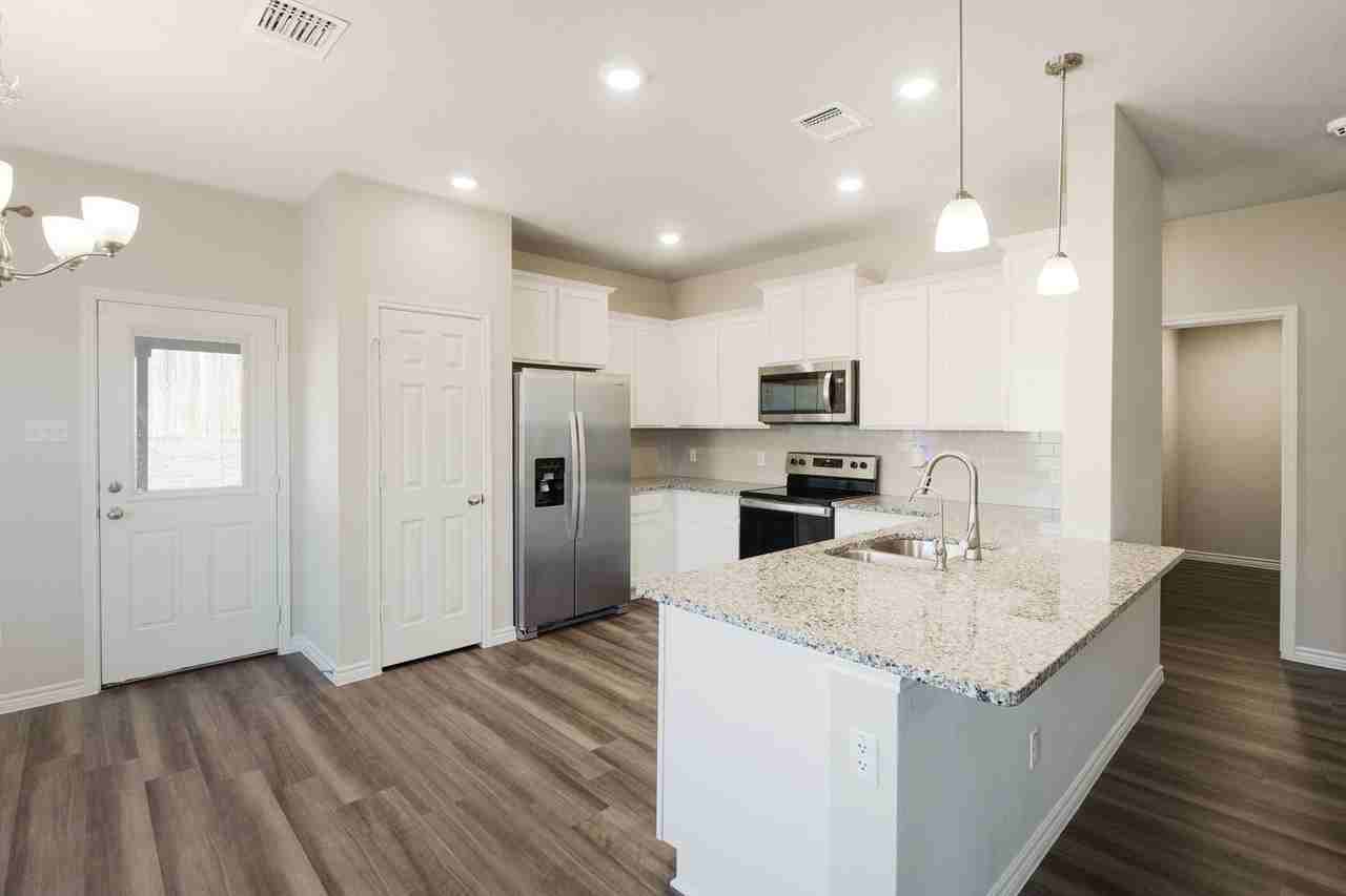 118 Ayla Marie Dr - Photo 7 of 19