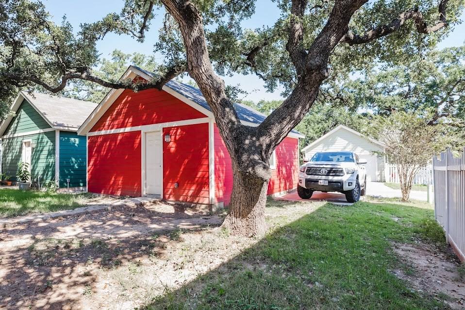 411 Wetzel #1 - Photo 3 of 29