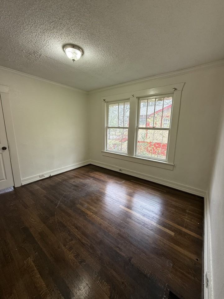 8020 4th Ave S #1 - Photo 7 of 9