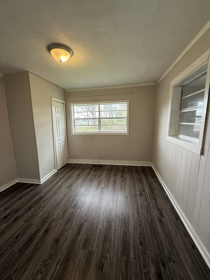 1317 11th St N #1 - Photo 7 of 10