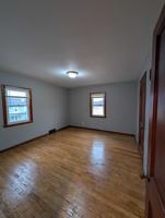 featured image of 215 S Ewing St #B