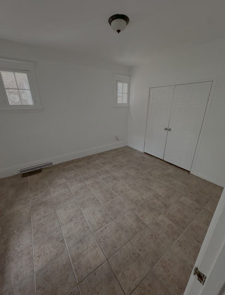 30 Arthur Ave S #2 - Photo 4 of 6