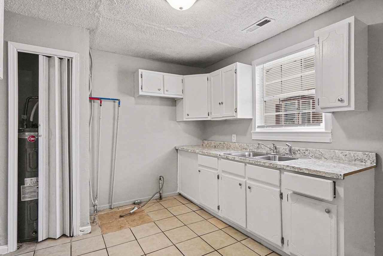 1872 Princeton Ct Sw #1 - Photo 6 of 11