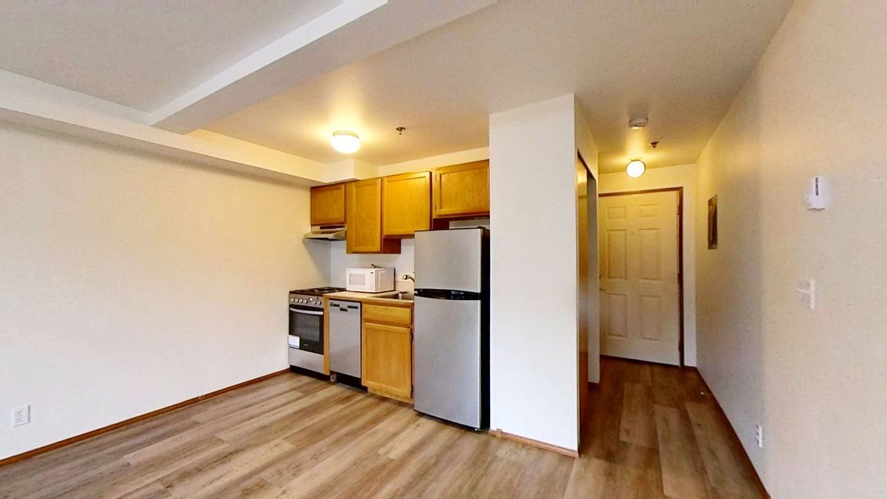 965 N Garden St - Photo 3 of 9