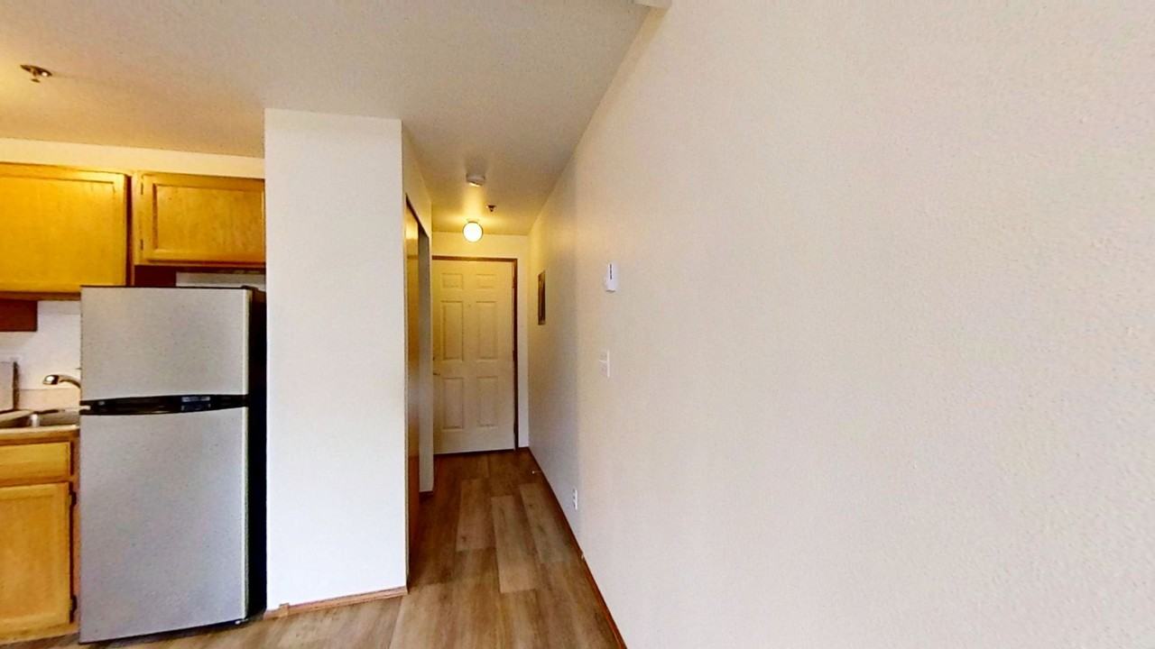 965 N Garden St - Photo 4 of 9