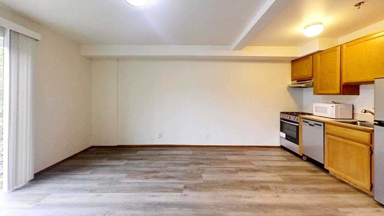 965 N Garden St - Photo 5 of 9