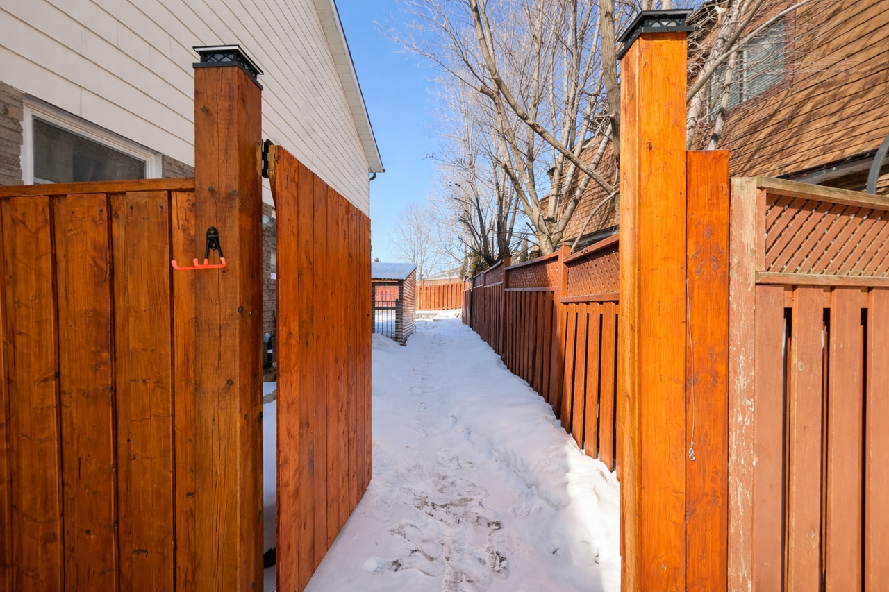 10 Salisbury Cir #1 - Photo 2 of 13