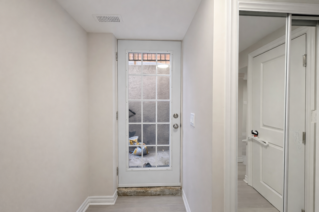 10 Salisbury Cir #1 - Photo 5 of 13