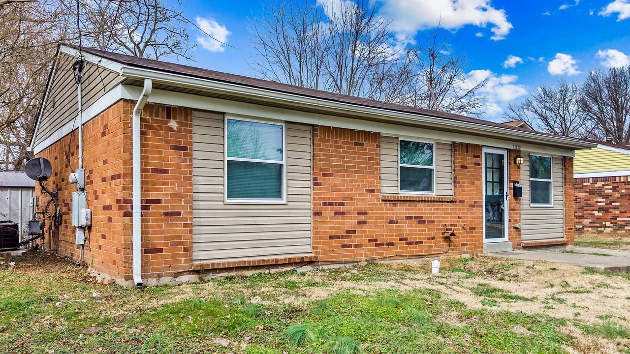 11712 Wiltonwood Ct #1 - Photo 3 of 29