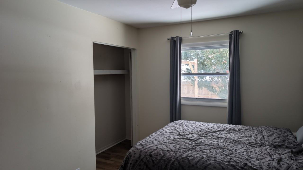 2285 E Carriage Hill Dr #3 - Photo 4 of 8