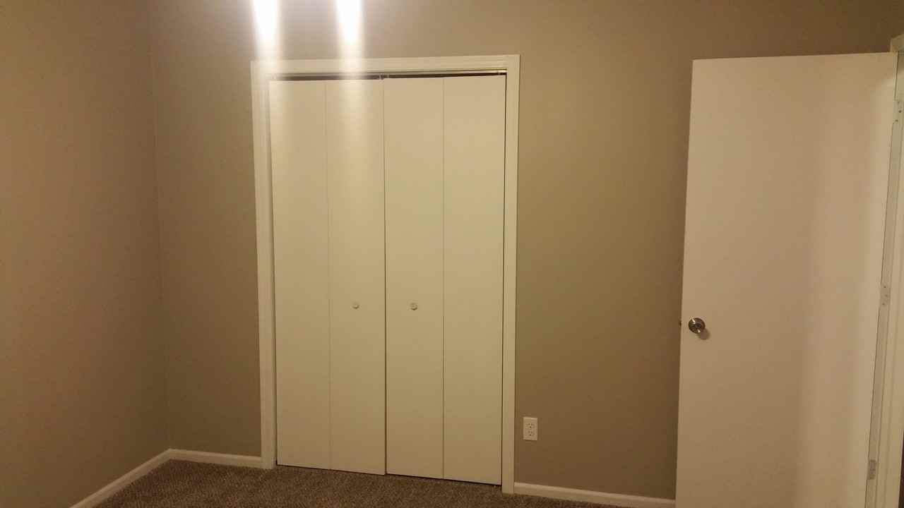 135 E Ritter St #1 - Photo 5 of 30