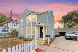 210 W 17th St #210 - Photo 1 of 1