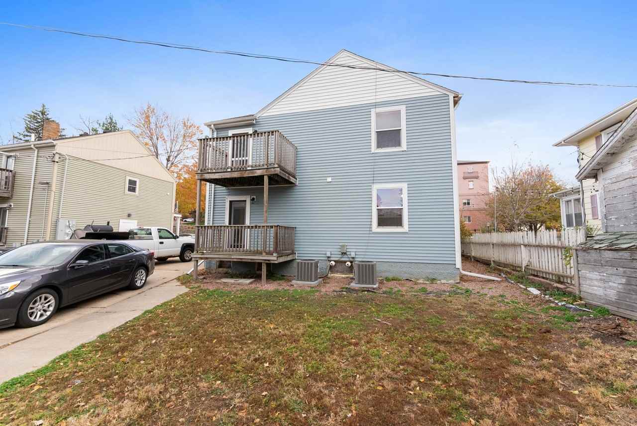 210 W 17th St #210 - Photo 4 of 33