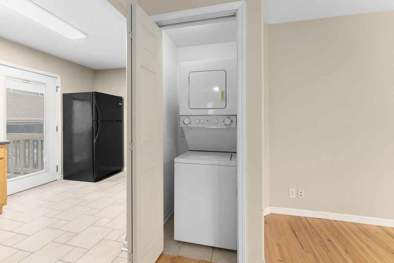 210 W 17th St #210 - Photo 5 of 29