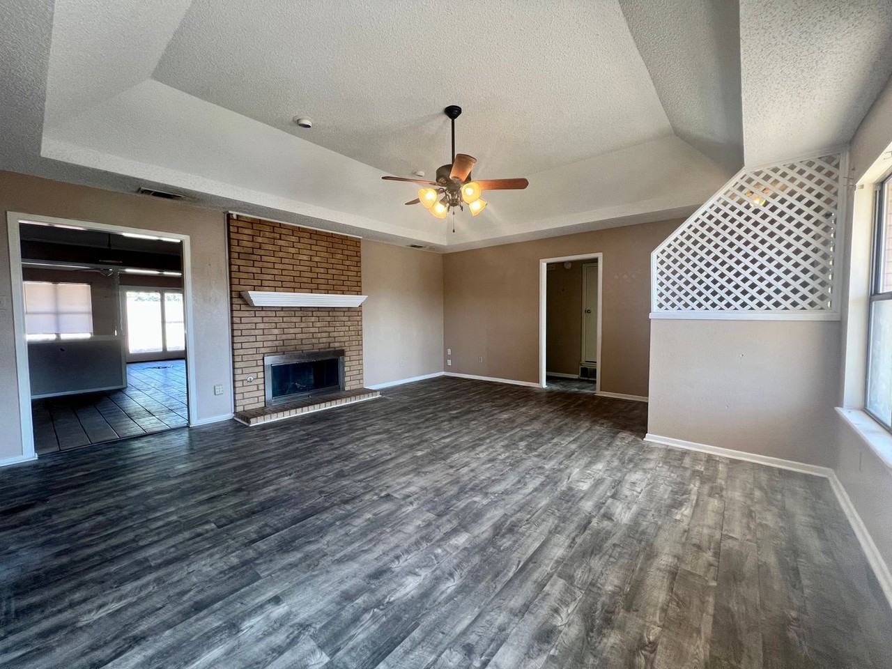 3506 103rd St - Photo 3 of 14