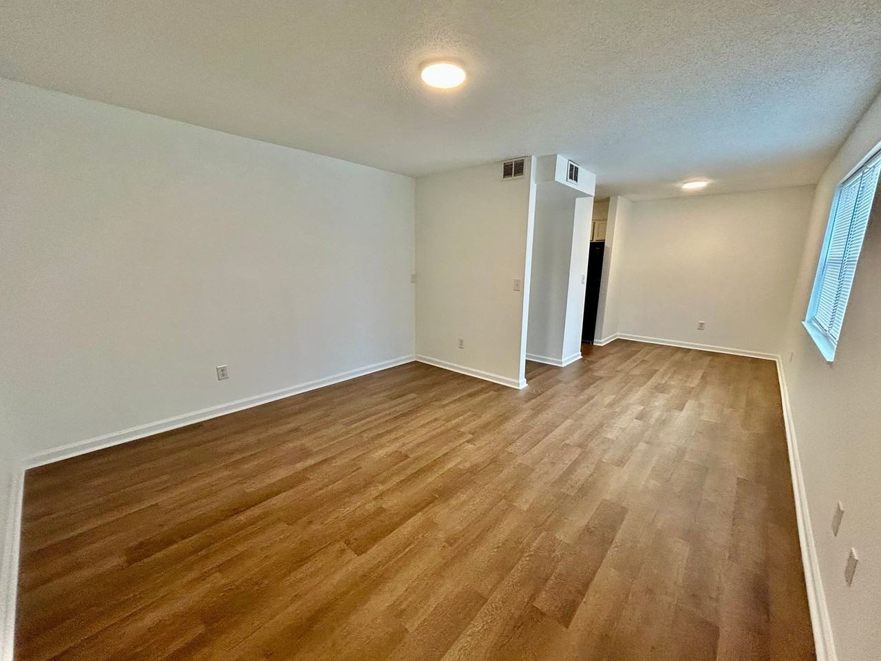 200 N Hill N Dale St #634 - Photo 5 of 12