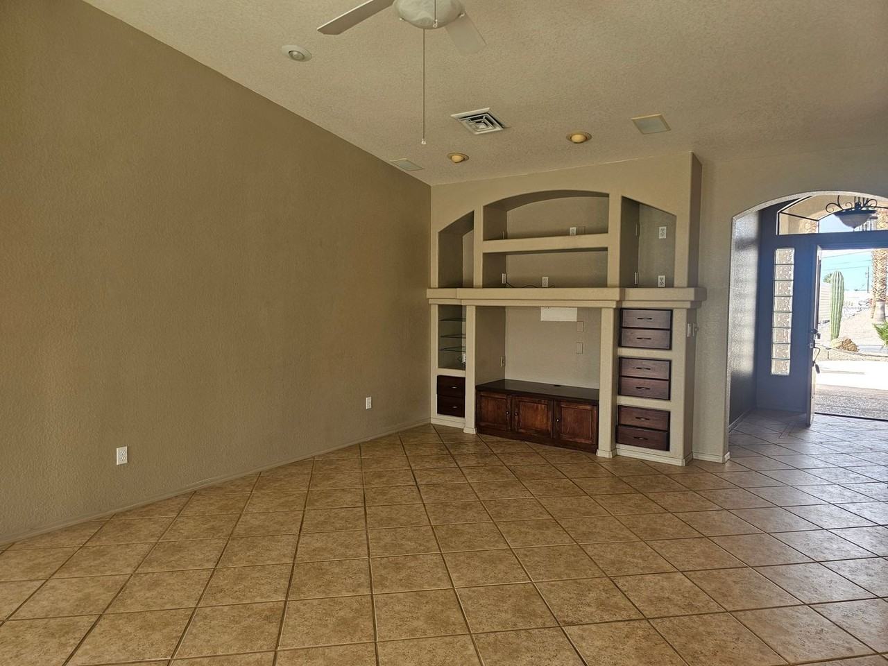 3290 Desert Sage Dr - Photo 6 of 43