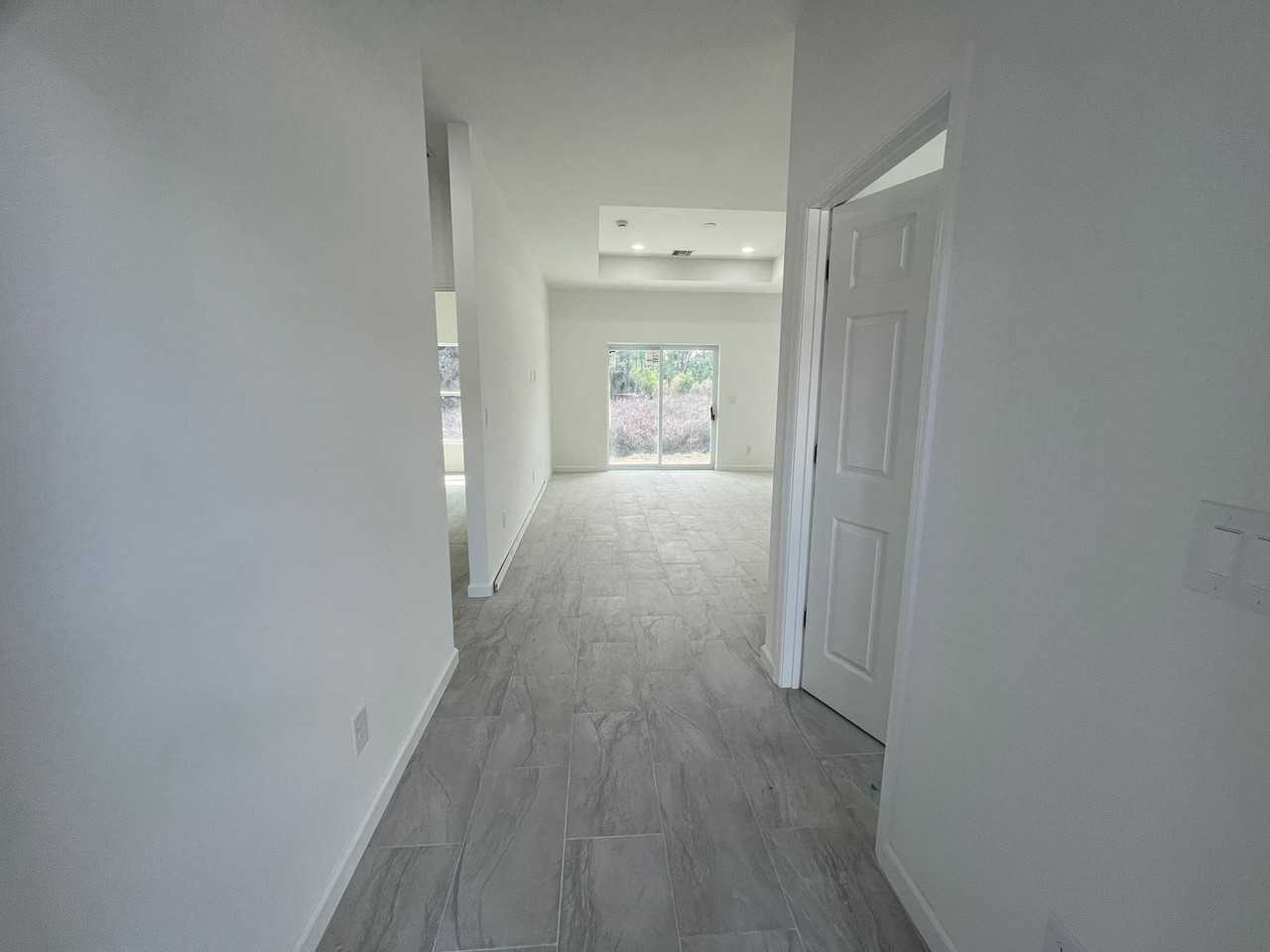 1903 W 17th St - Photo 3 of 26