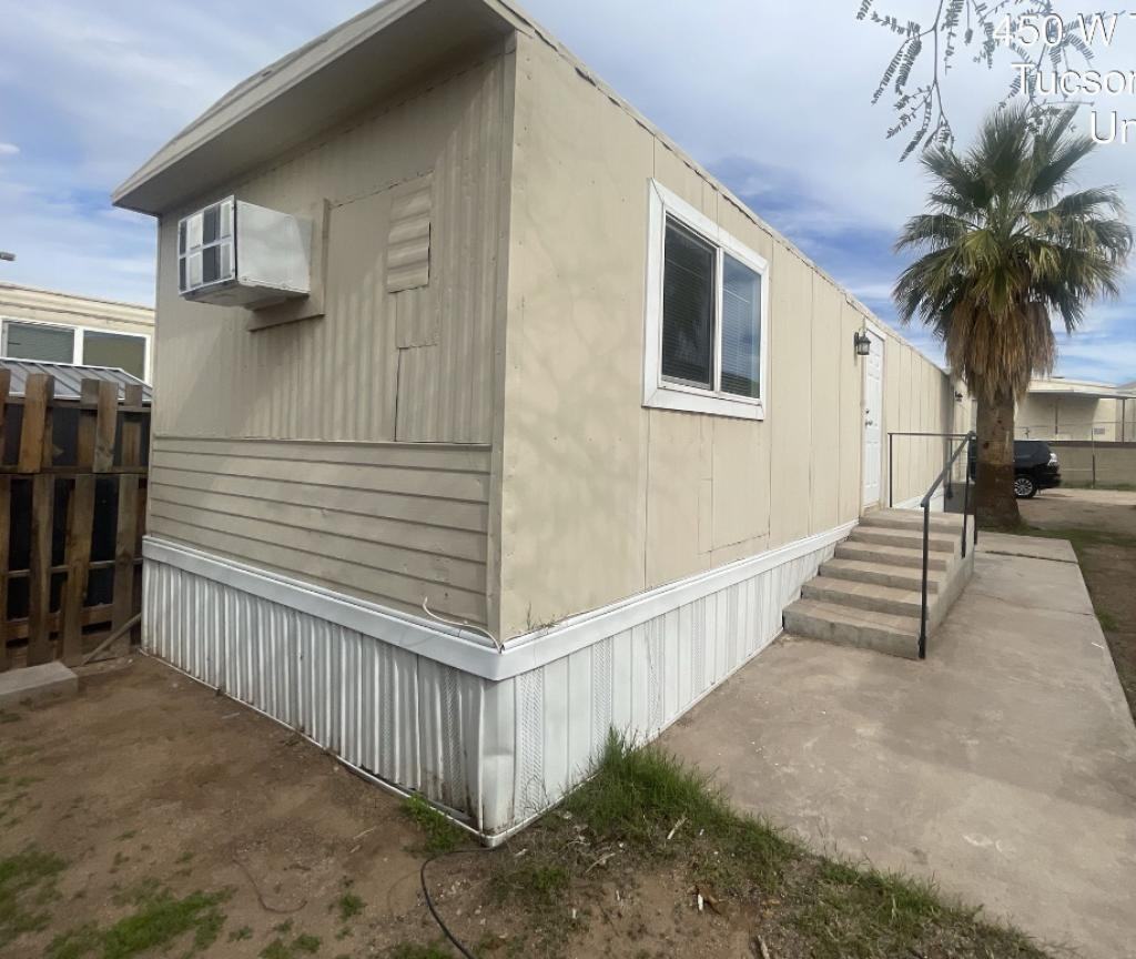 450 W Thurber Rd Unit 6 - Photo 2 of 13