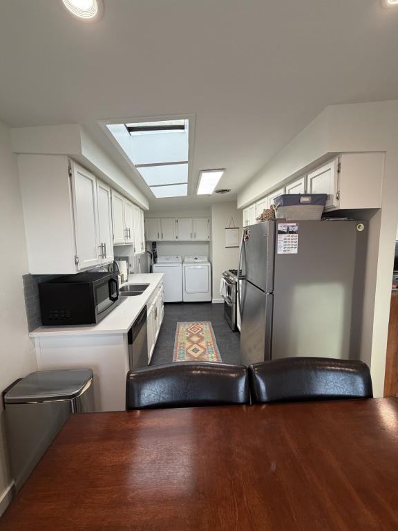 872 Madsen Ln - Photo 4 of 21