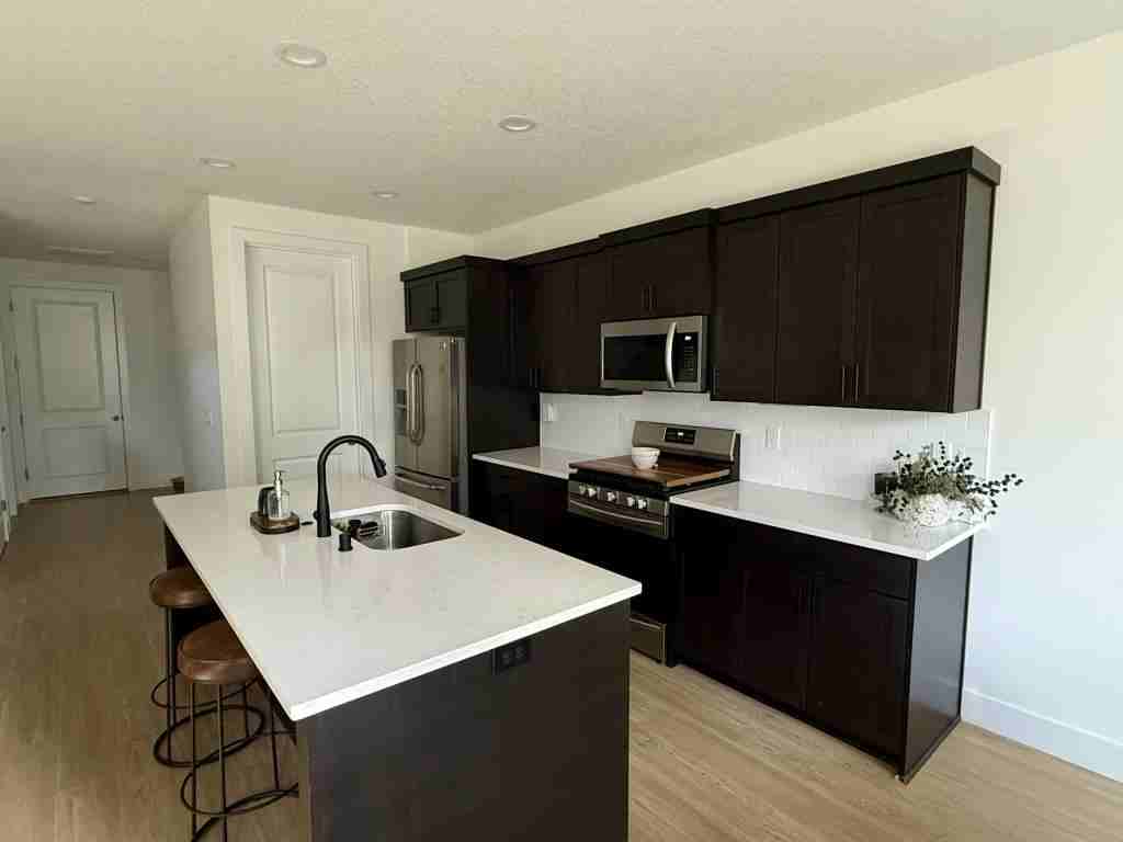 825 Nw 175th Way - Photo 2 of 13