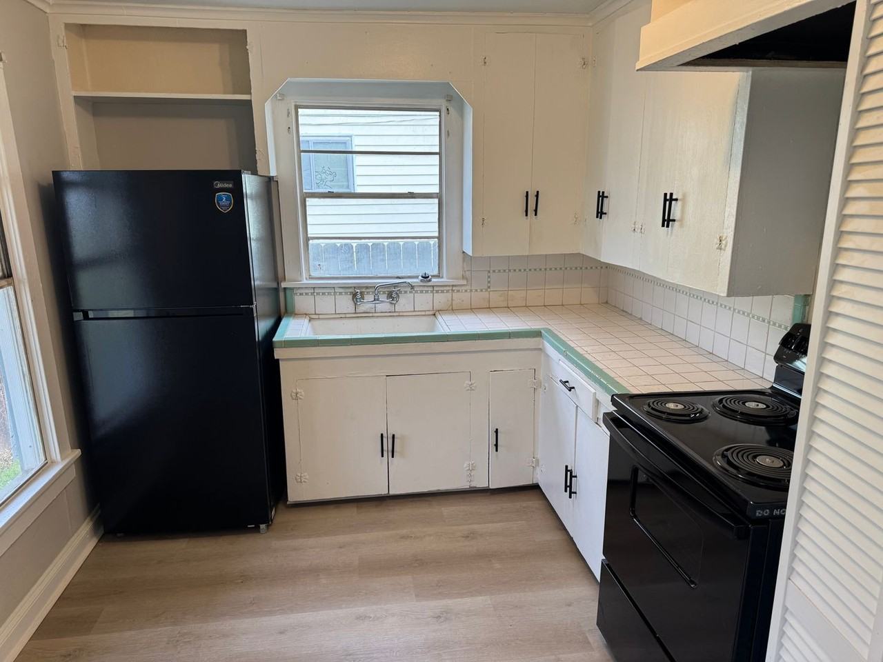 701 Whittington St - Photo 5 of 14