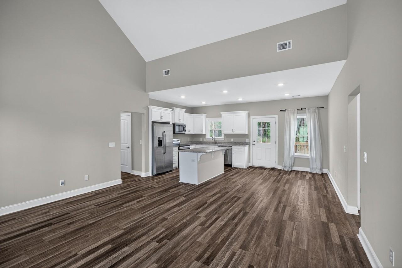 100 Kayton Ct - Photo 5 of 28