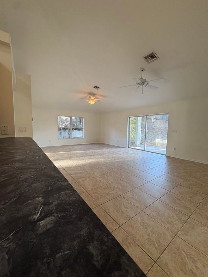 14310 Sanhatchee St - Photo 4 of 9