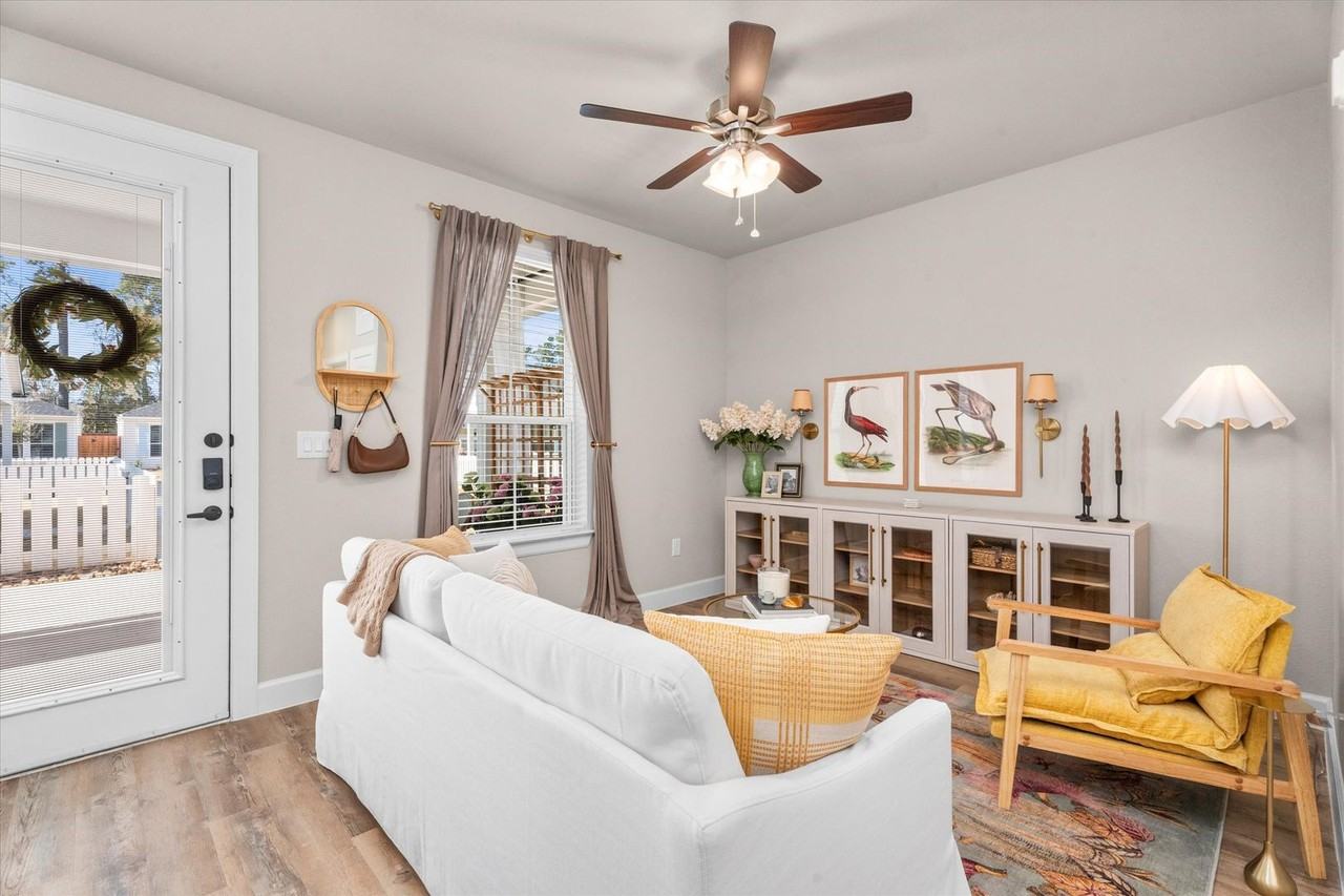 2422 South Loop 336 West - Photo 6 of 50