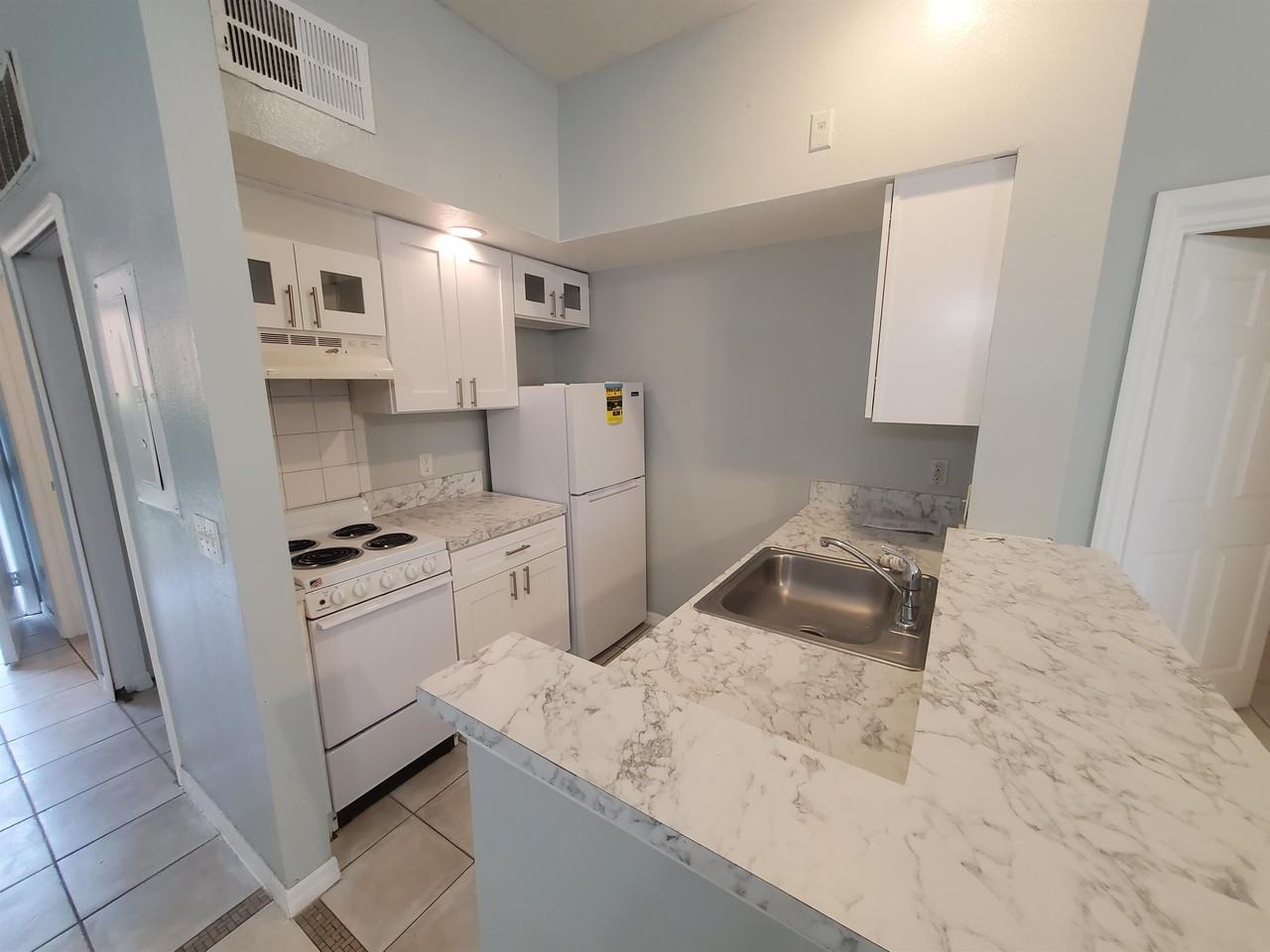 4478 Saint Georges Ct #A - Photo 5 of 11