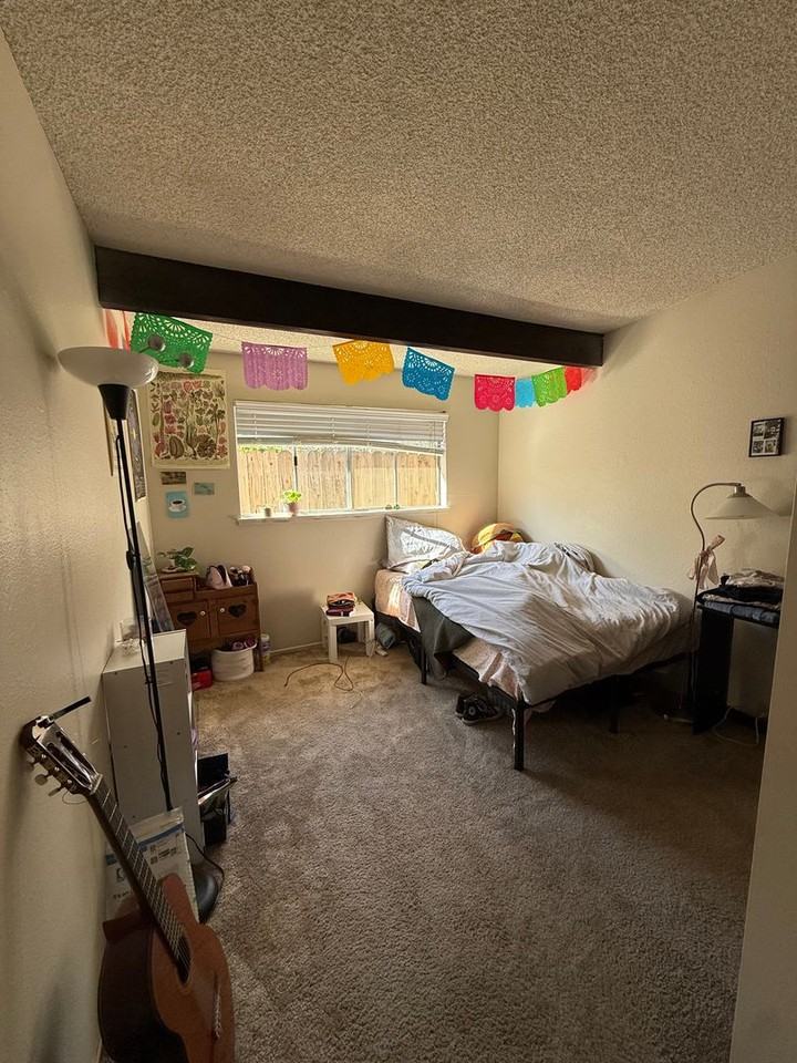 3210 Trawler Pl - Photo 7 of 12