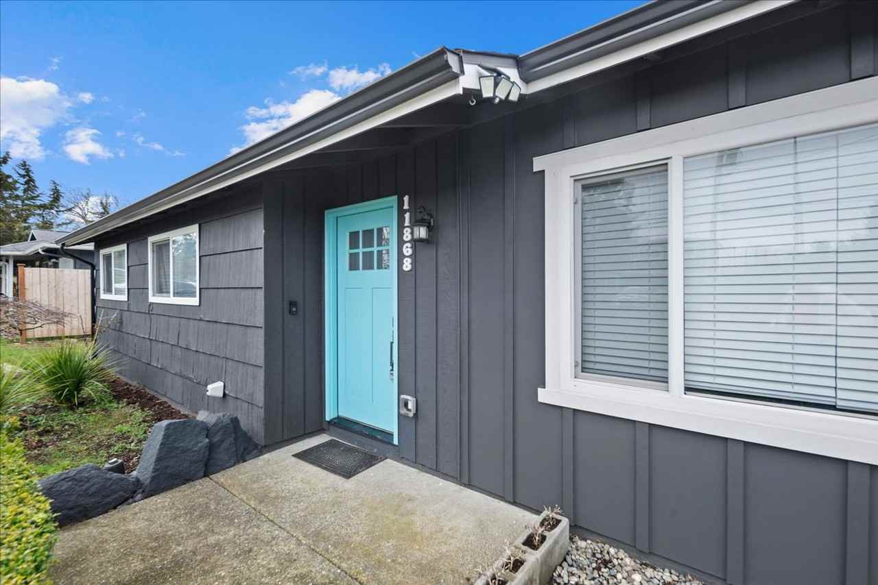 11868 Se 160th St - Photo 5 of 46