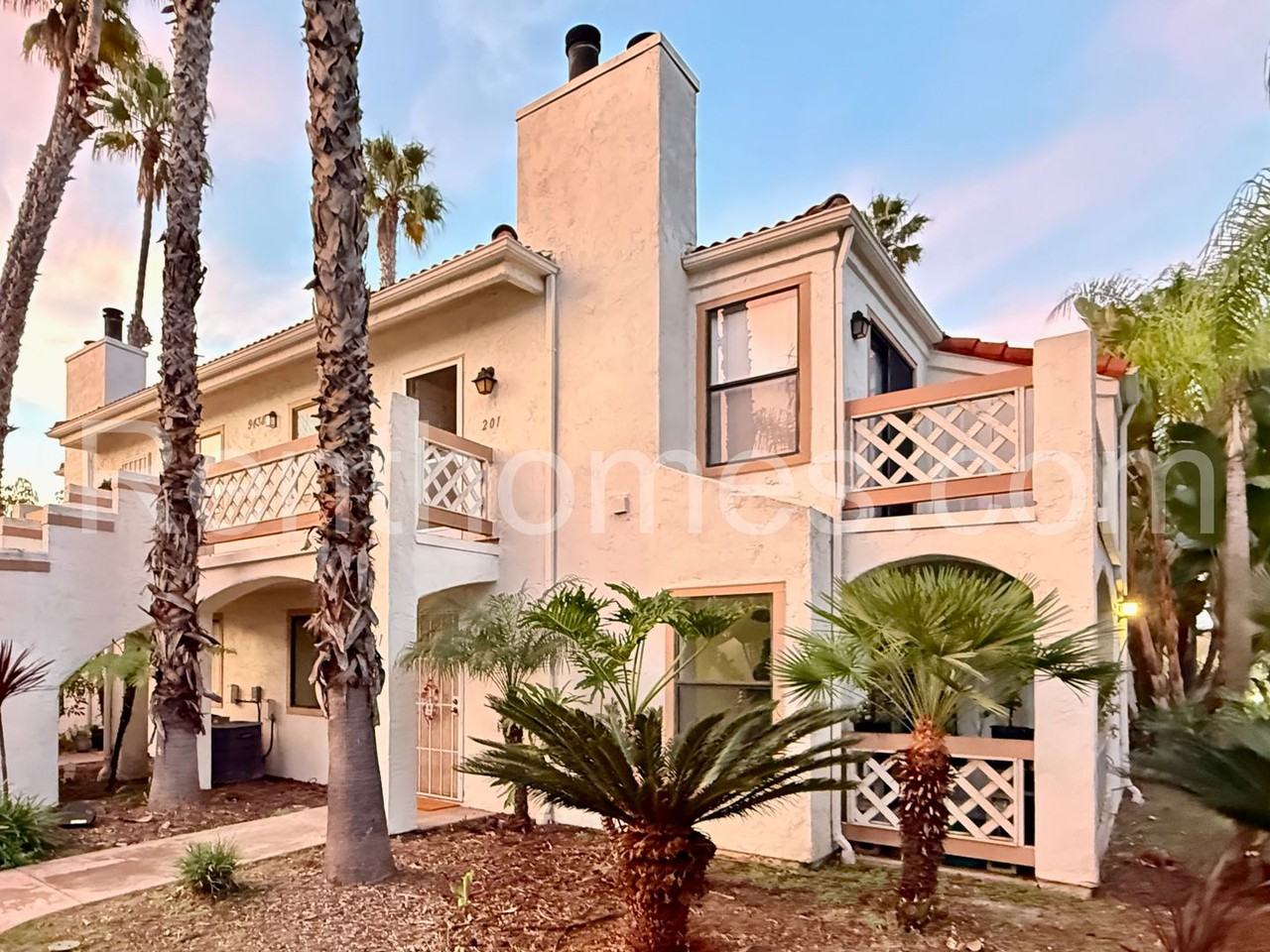 9438 Twin Trails Dr #201